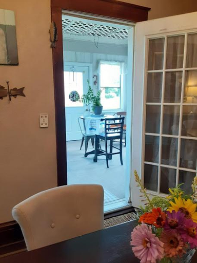 Facilities 5, Spacious 5BR Home in Downtown Historic District, Saint Joseph