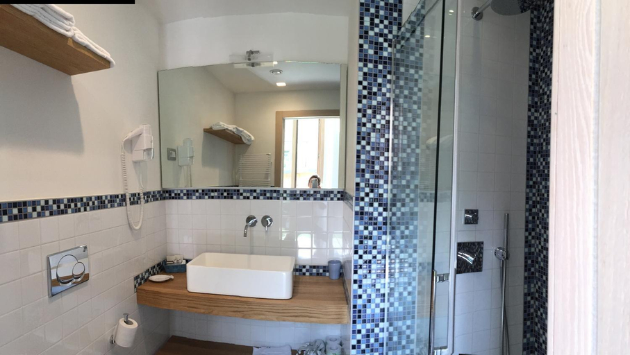Bathroom, La Casa di Andrea Relais, La Spezia