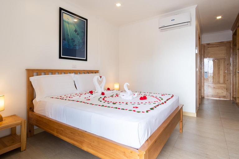 Bedroom 4, Cebu Seaview Dive Resort, Moalboal