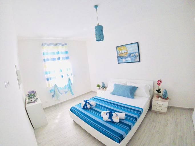 Bedroom 2, Oudeis Holidays Apartments Tropea, Vibo Valentia
