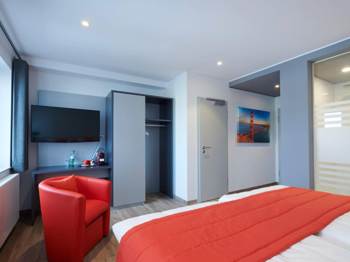 Bedroom 5