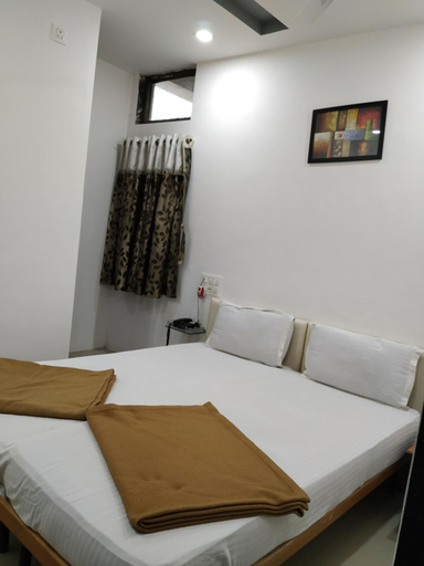 Bedroom 3, Hotel neptune, Amreli