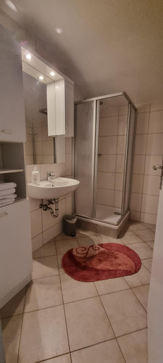 Others 2, Ferienwohnung Marianne, Hallein