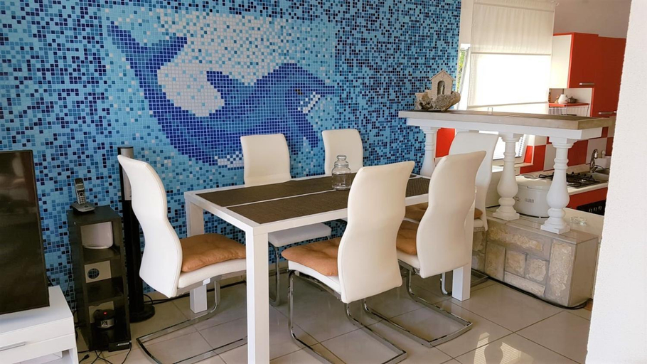 Food & Drinks, Apartment Maslenica 2, near Zadar, Jasenice