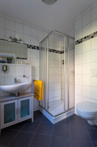 Bathroom 2, Fischhaus Wendisch Rietz, Oder-Spree