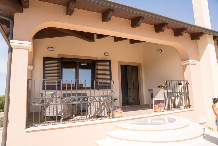 Others 3, Room & Breakfast Le Magie, Nuoro