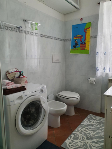 Bedroom 3, Paguro, Genova