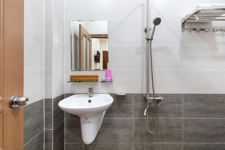 Bathroom 6
