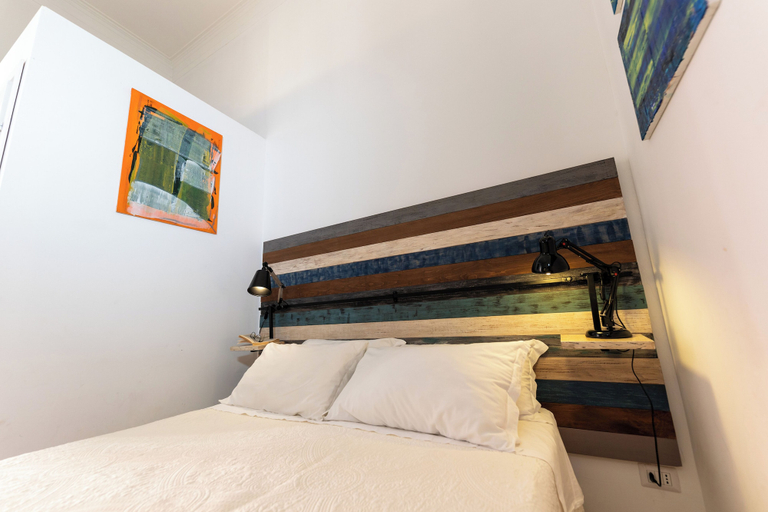 Bedroom 4, Donna Fortuna, Catania