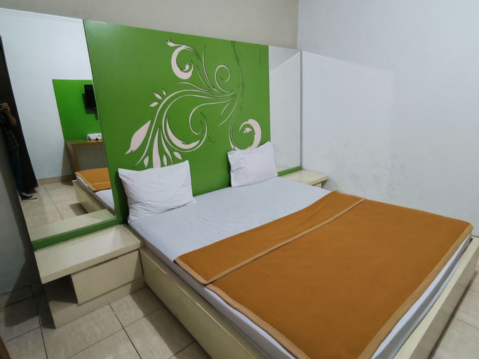 Bedroom 12