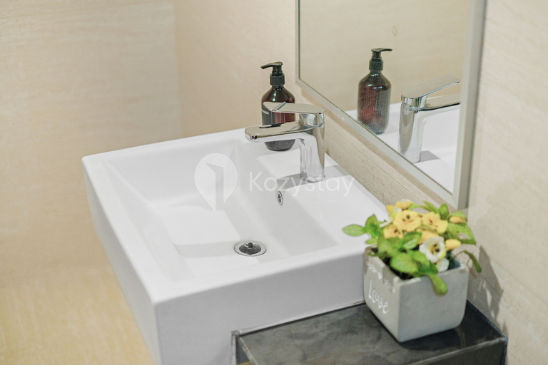 Bathroom, Gemma by Kozystay - Kebon Jeruk, West Jakarta