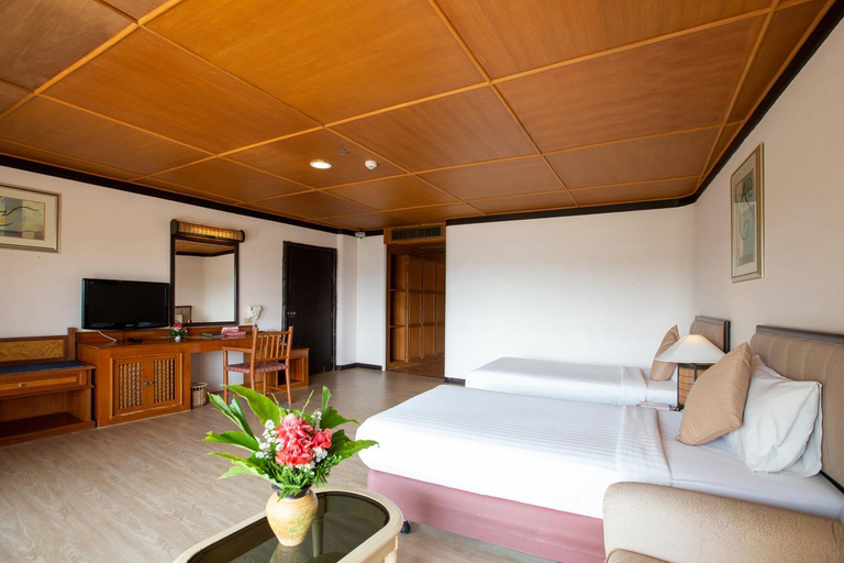 Bedroom 6