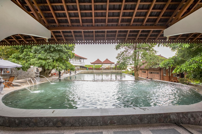 Swimming Pool 1
