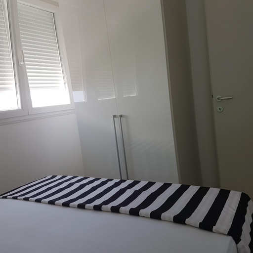 Others 2, Apartment Milka, Split