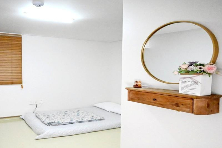 Bedroom 1, Goseong Pension 55, Goseong
