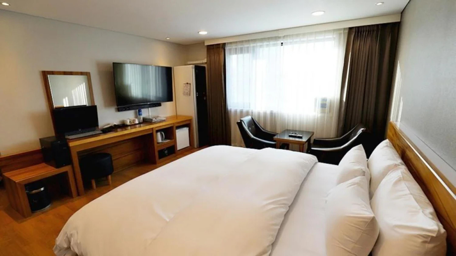 Bedroom 3, Anyang CNC Hotel, Anyang