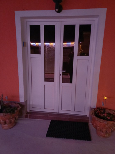 Others 4, Casa Marinela, Sanmartin