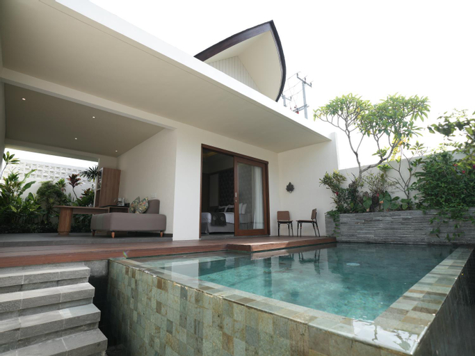 Swimming Pool 7