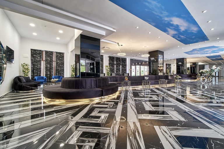 Public Area 4, Prestige Hotel and Aquapark - All inclusive, Varna