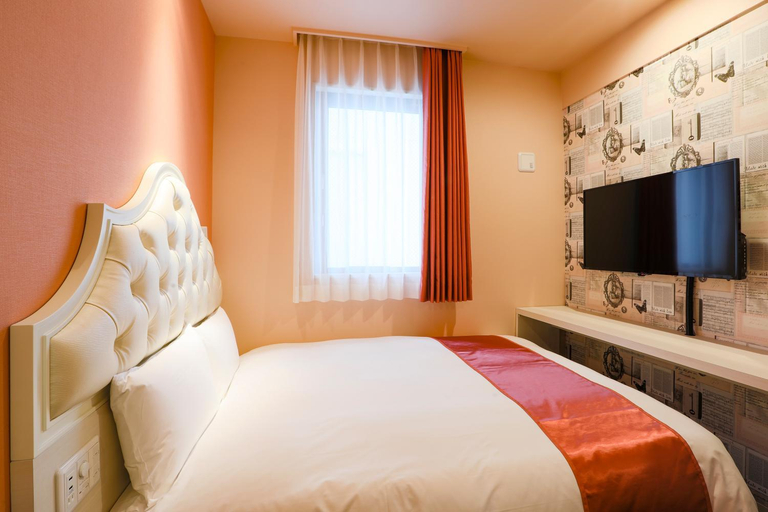 Bedroom 8