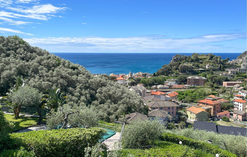 Exterior & Views 4, 2 Bedroom Stunning Apartment In Moneglia, Genova