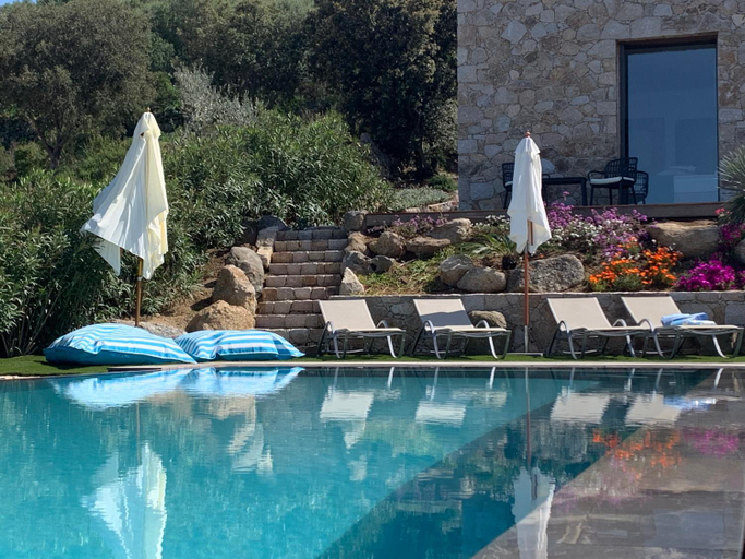 Others 2, VILLA MACAGNA, Haute-Corse