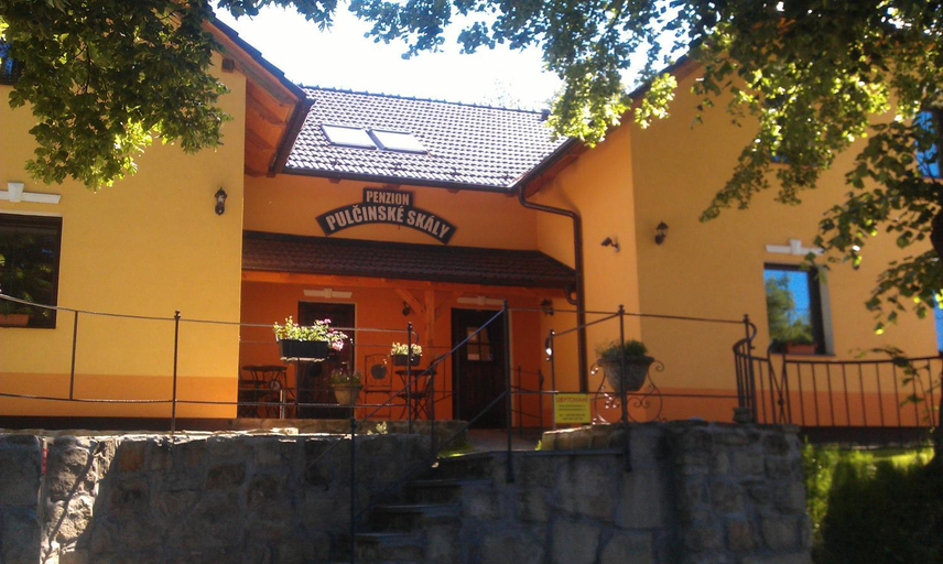 Others 5, Penzion Pulcinske Skaly, Vsetín