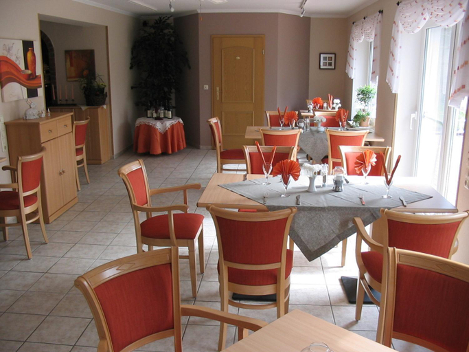 Food & Drinks 5, Parkhotel Phoenix Garni, Aurich