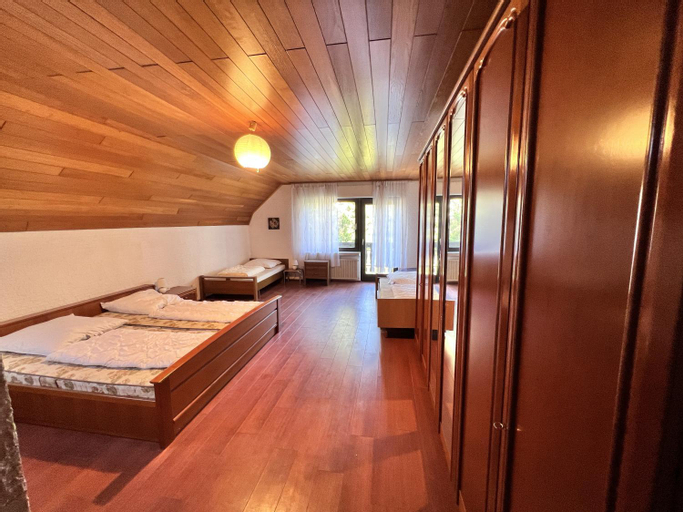 Bedroom 22