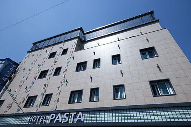 Exterior & Views 2, Jinhae Pasta Hotel, Jinhae