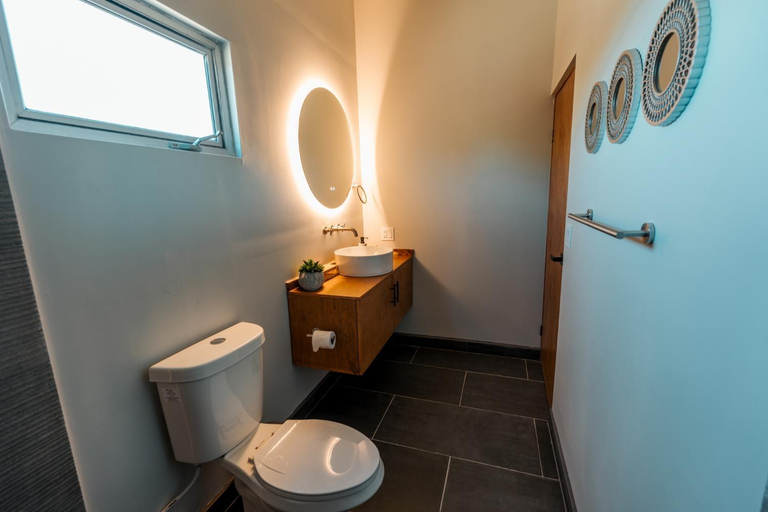 Bathroom 7