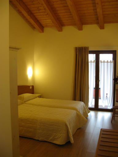 Bedroom 14