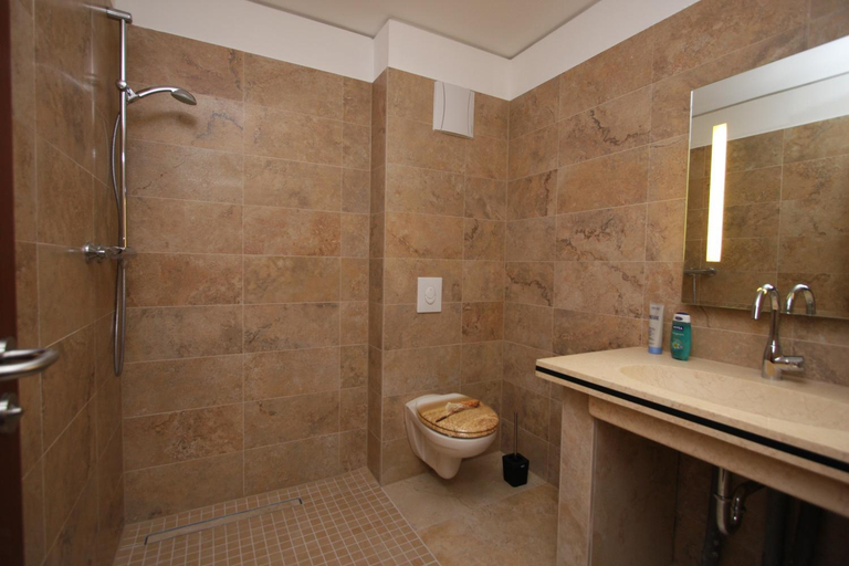 Bathroom 3, Hotel Da Gianni GmbH, Oberhavel