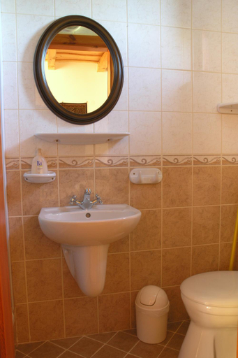 Bathroom 2, Faluszeli Vendeghaz - Boncz Porta, Őriszentpéter