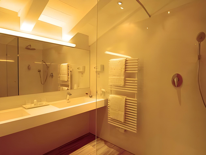 Bathroom 4, Hotel Huber Hochland, Schwaz