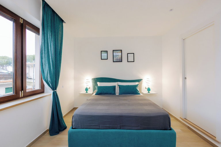 Bedroom 2, Maison Lorelle, Napoli