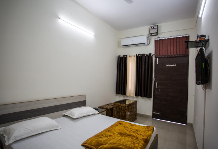 Others 3, Hotel Shiv Kripa, Dehradun