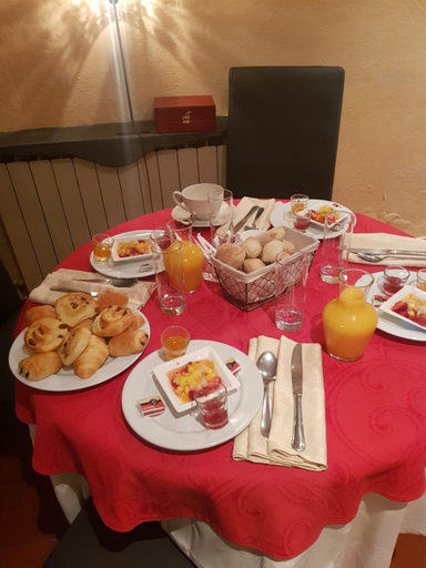Others 4, Le Relais Des Dentelles, Vaucluse