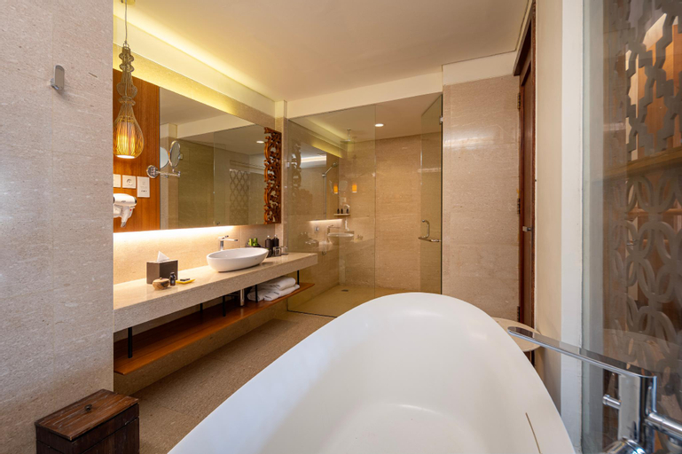 Bathroom 17