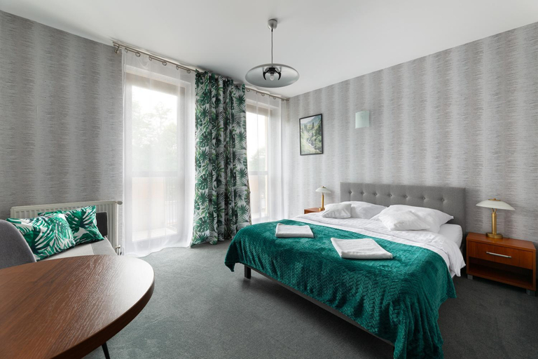 Bedroom 4, Dom Wczasowy KAMELA, Kłodzko