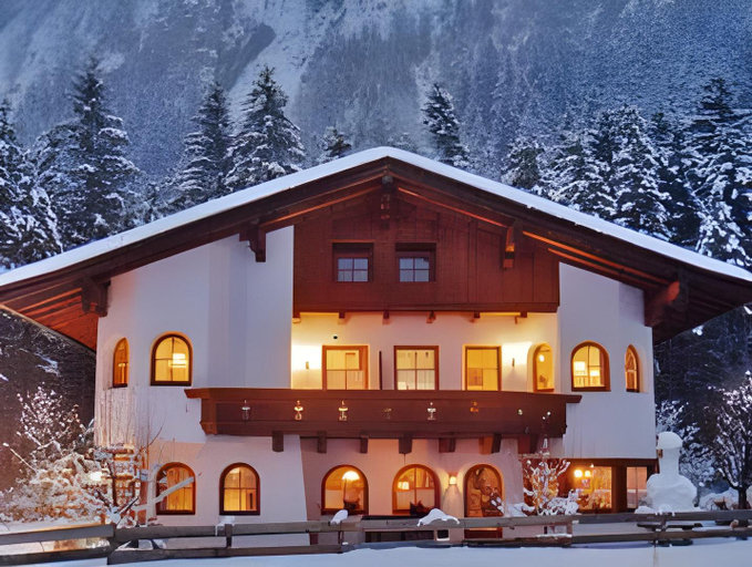 Others 5, Vronis Waldhaus ADULTS ONLY, Schwaz