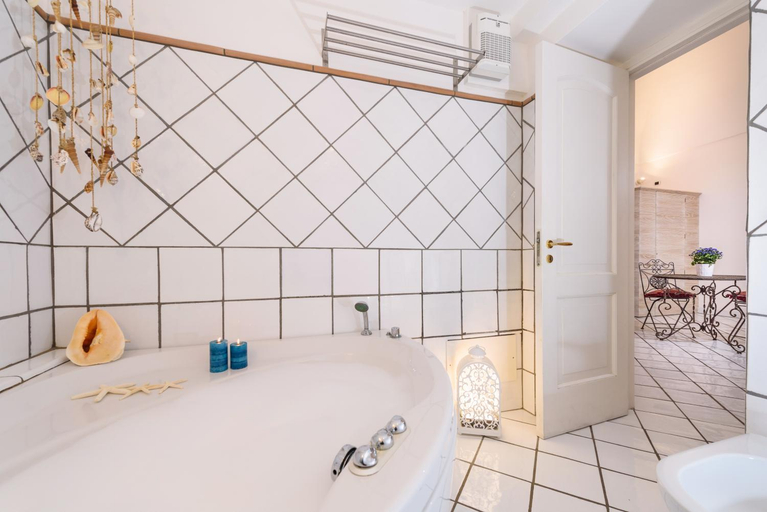 Bathroom 4, Loft Apartments by Amalfivacation, Salerno