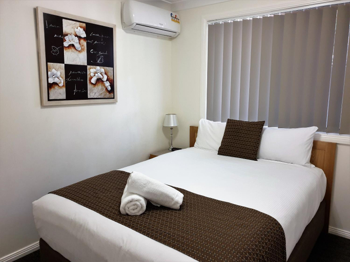 Bedroom 9