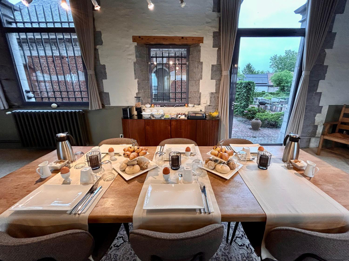 Food & Drinks 3, B&B Tolkantoor, Terneuzen