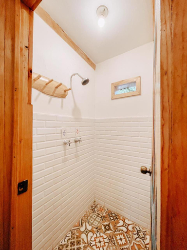 Bathroom 9