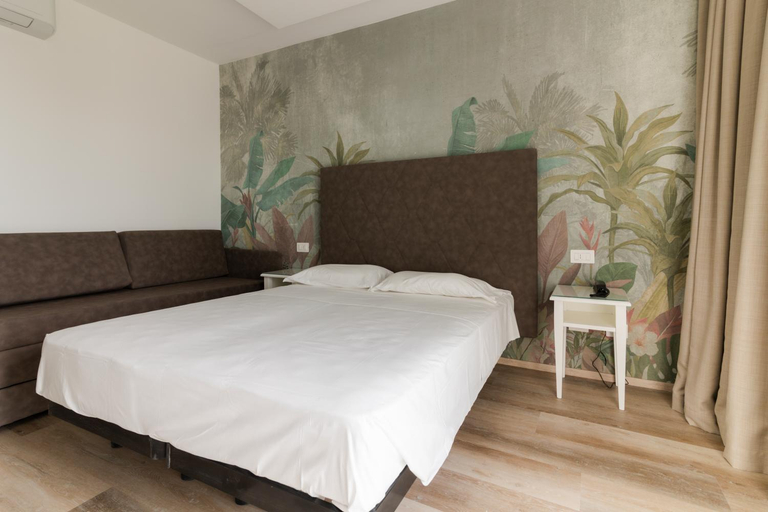 Bedroom 2, Hotel President, Venezia