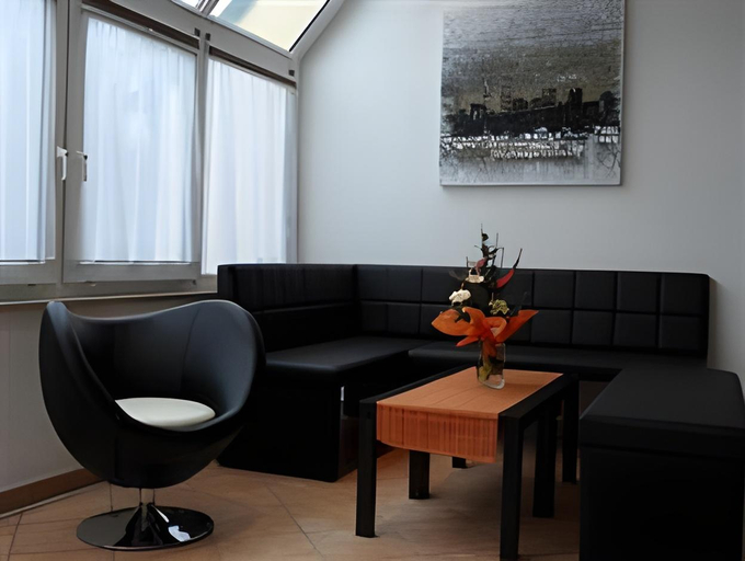 Others 5, City Hotel, Chemnitz