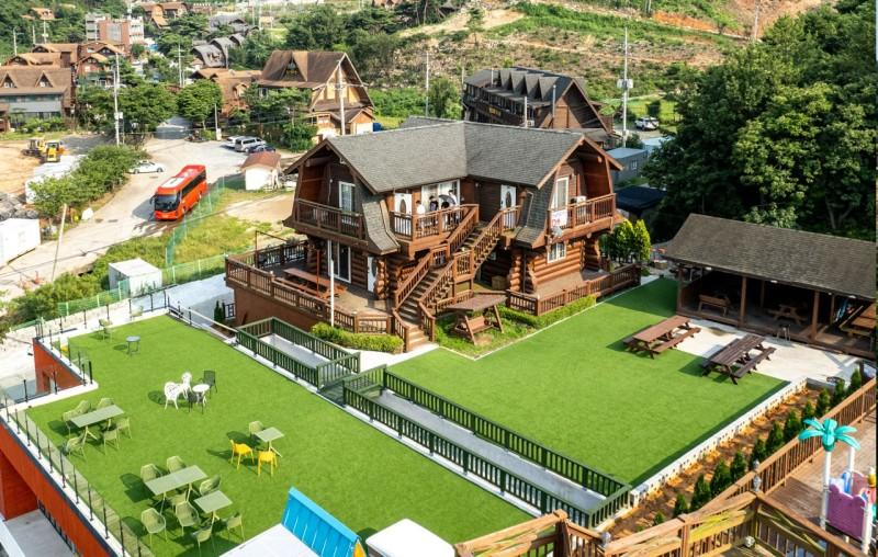 Exterior & Views, Daecheon Log Sky Garden Pension, Boryeong