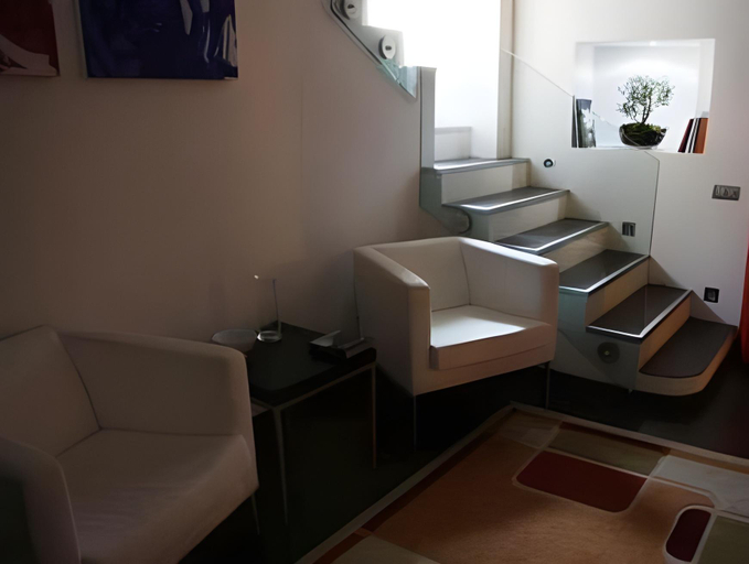 Others 3, Bed & Breakfast Idomeneo 63, Lecce