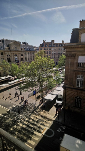 Others 4, Hotel Rivoli, Paris